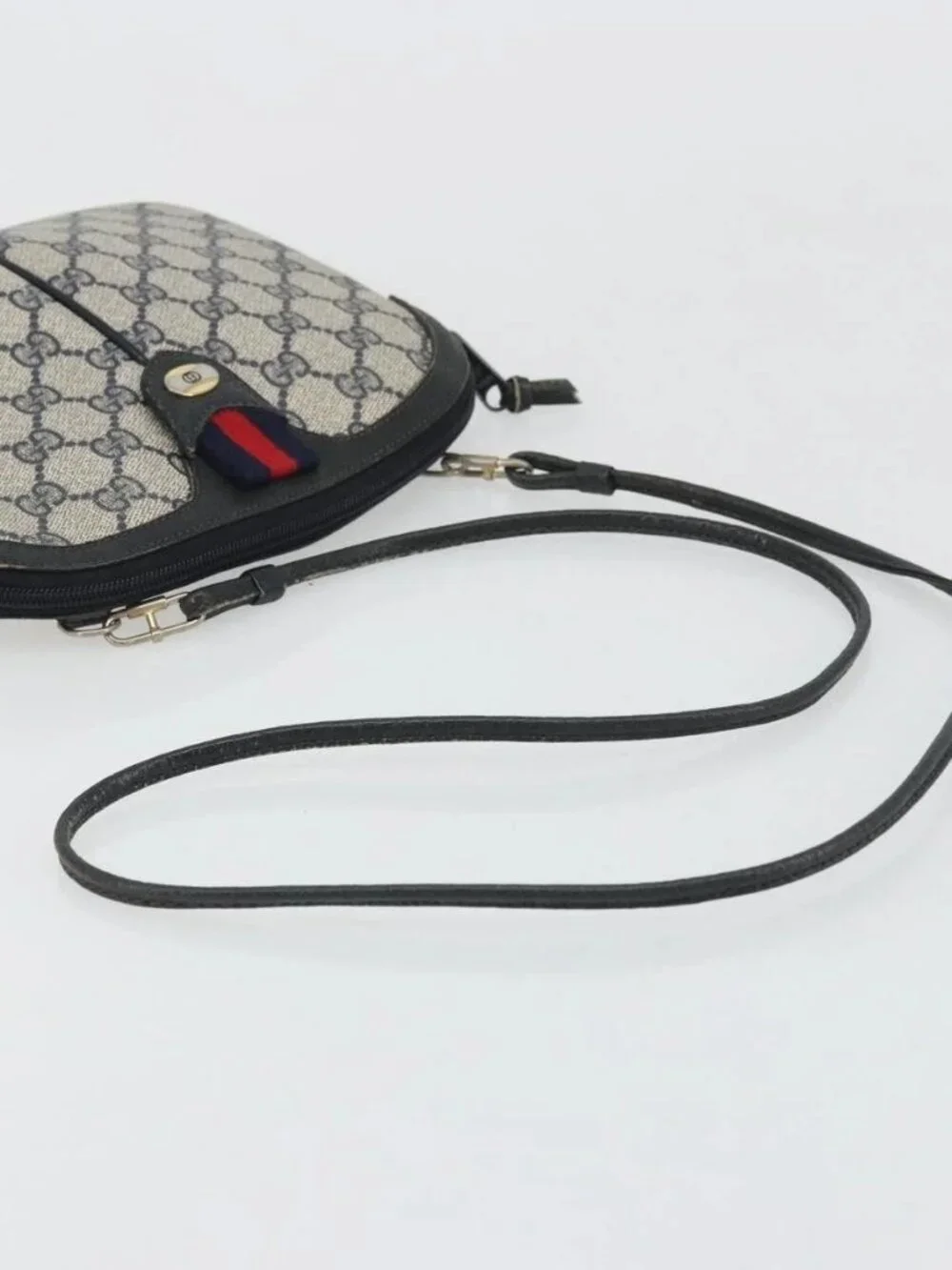 GUCCI GG Supreme Sherry Line Shoulder Bag PVC Navy Gold Auth 175532